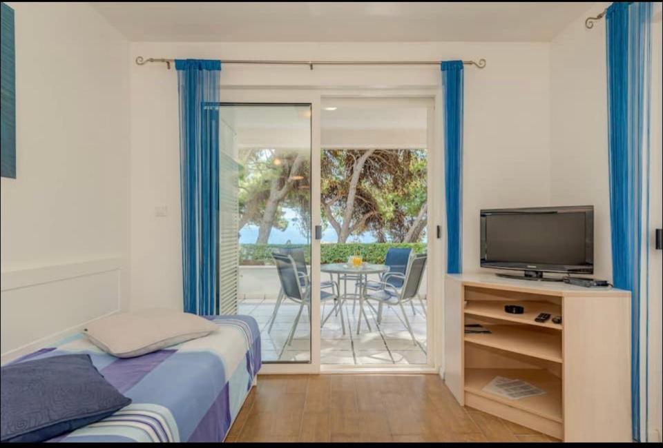 Apartment Promenade Zlatni Rat Бол Экстерьер фото